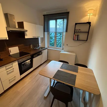 8 Josef 3rd Floor 44 M2 Lejlighed *